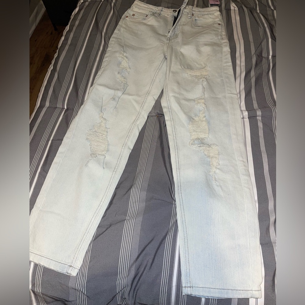 High rise mom jean